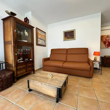 Apartment Le Calypso - De Standing - 100m De La